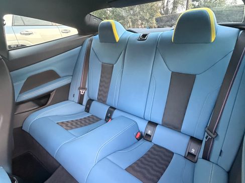Used 2022 BMW M4 Competition w/ Executive Package RWD image 15