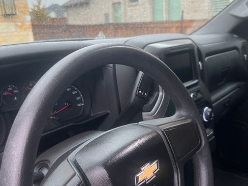 Used 2024 Chevrolet Silverado 1500 Custom image 6