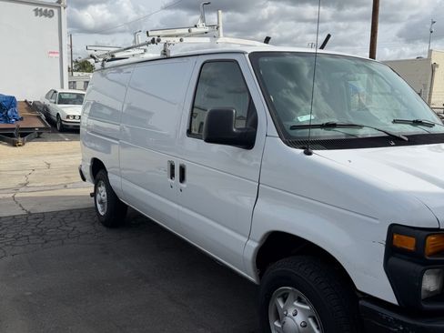 Used 2013 Ford E-150 and Econoline 150 w/ PWR Group image 5
