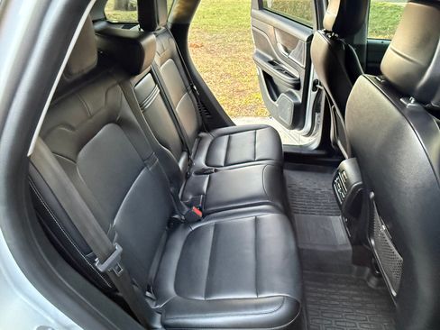 Used 2020 Lincoln Corsair FWD image 8