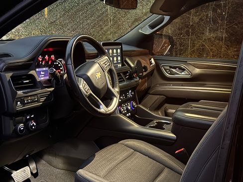 Used 2021 Chevrolet Tahoe LS image 9