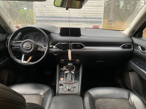 Used 2017 MAZDA CX-5 Touring image 12