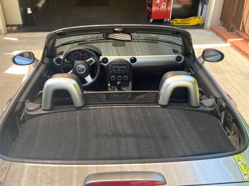 Used 2012 MAZDA MX-5 Miata Grand Touring w/ Premium Pkg RWD image 4