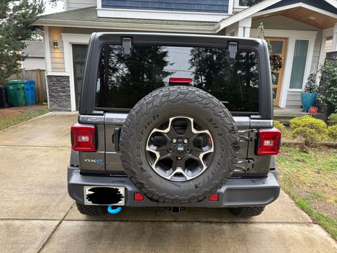 Used 2022 Jeep Wrangler Unlimited Sahara image 10