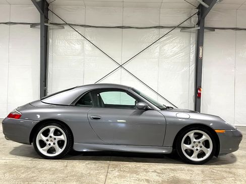 Used 2001 Porsche 911 Cabriolet image 17