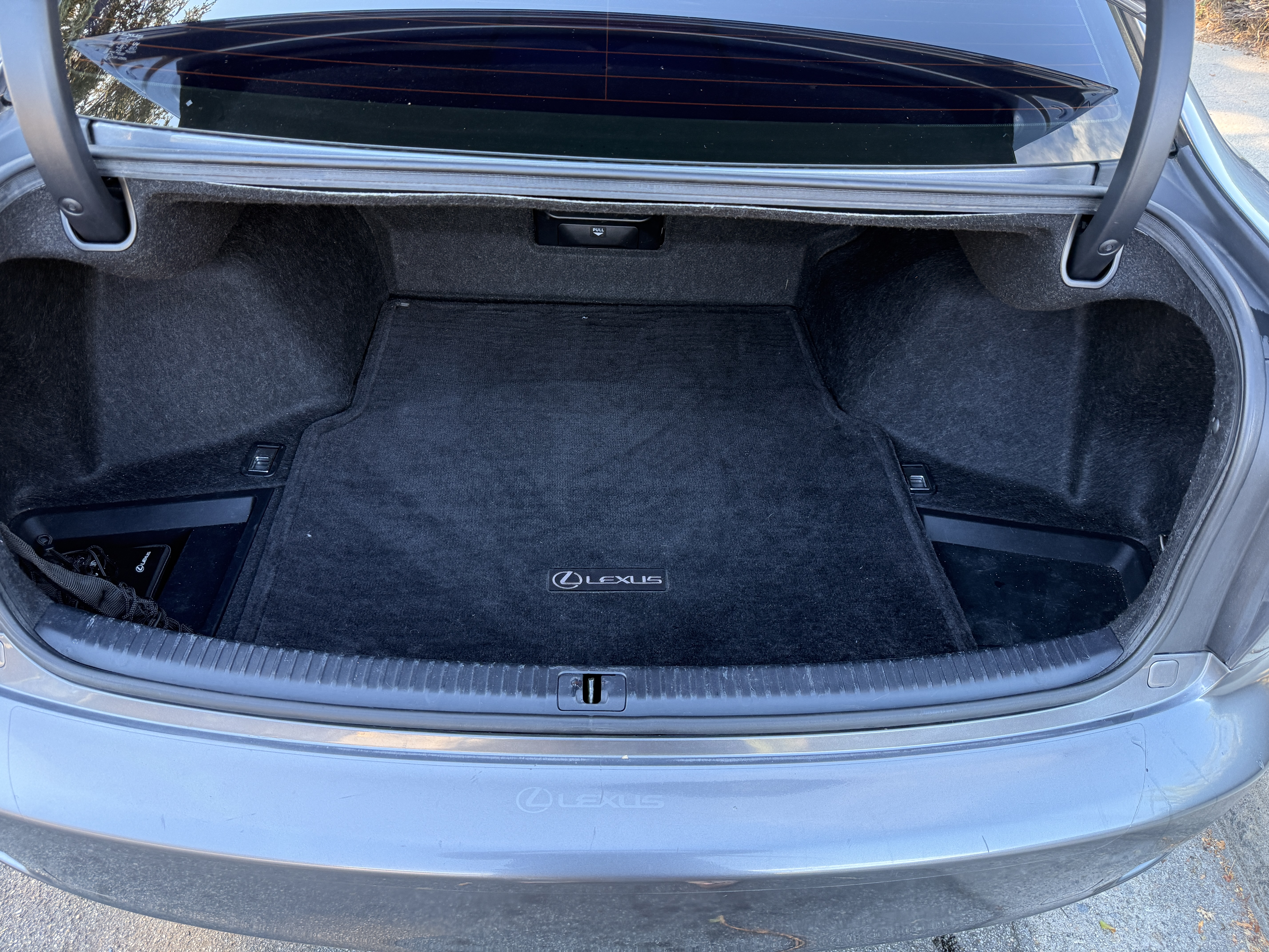 Used 2012 Lexus IS 250 w/ Premium Pkg Value Edition RWD image 12