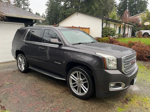 Used 2016 GMC Yukon SLT w/ Open Road Package image 1