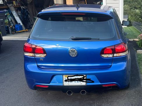 Used 2012 Volkswagen Golf 4-Door AWD/4WD image 2
