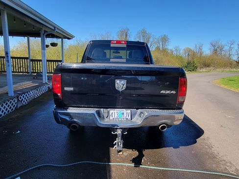 Used 2012 RAM 1500 Laramie w/ Protection Group image 8