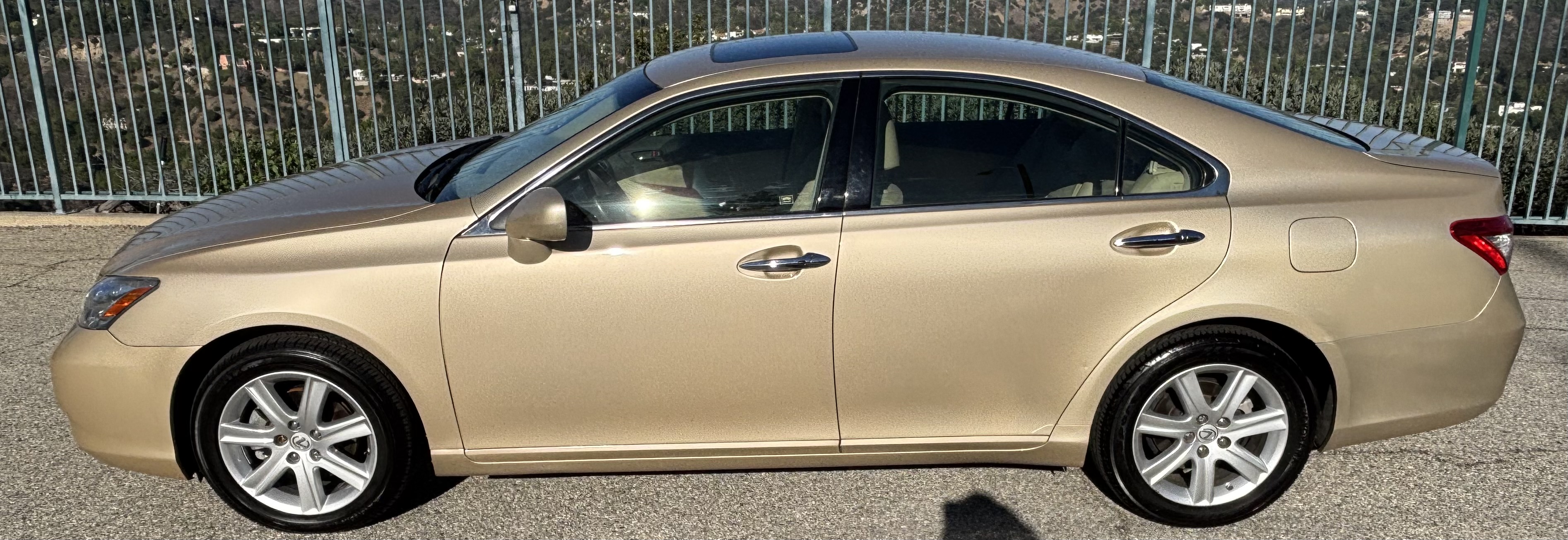 Used 2007 Lexus ES 350 FWD image 2