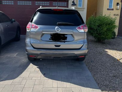 Used 2016 Nissan Rogue SV