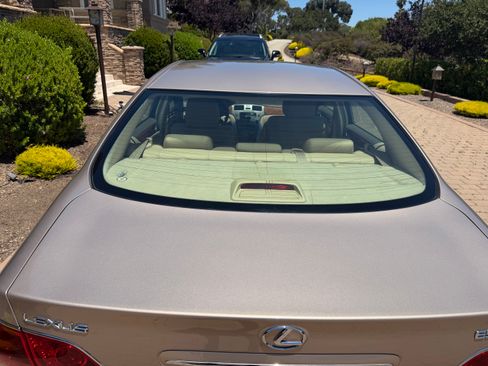 Used 2005 Lexus ES 330 w/ Preferred Accessory Pkg FWD image 6