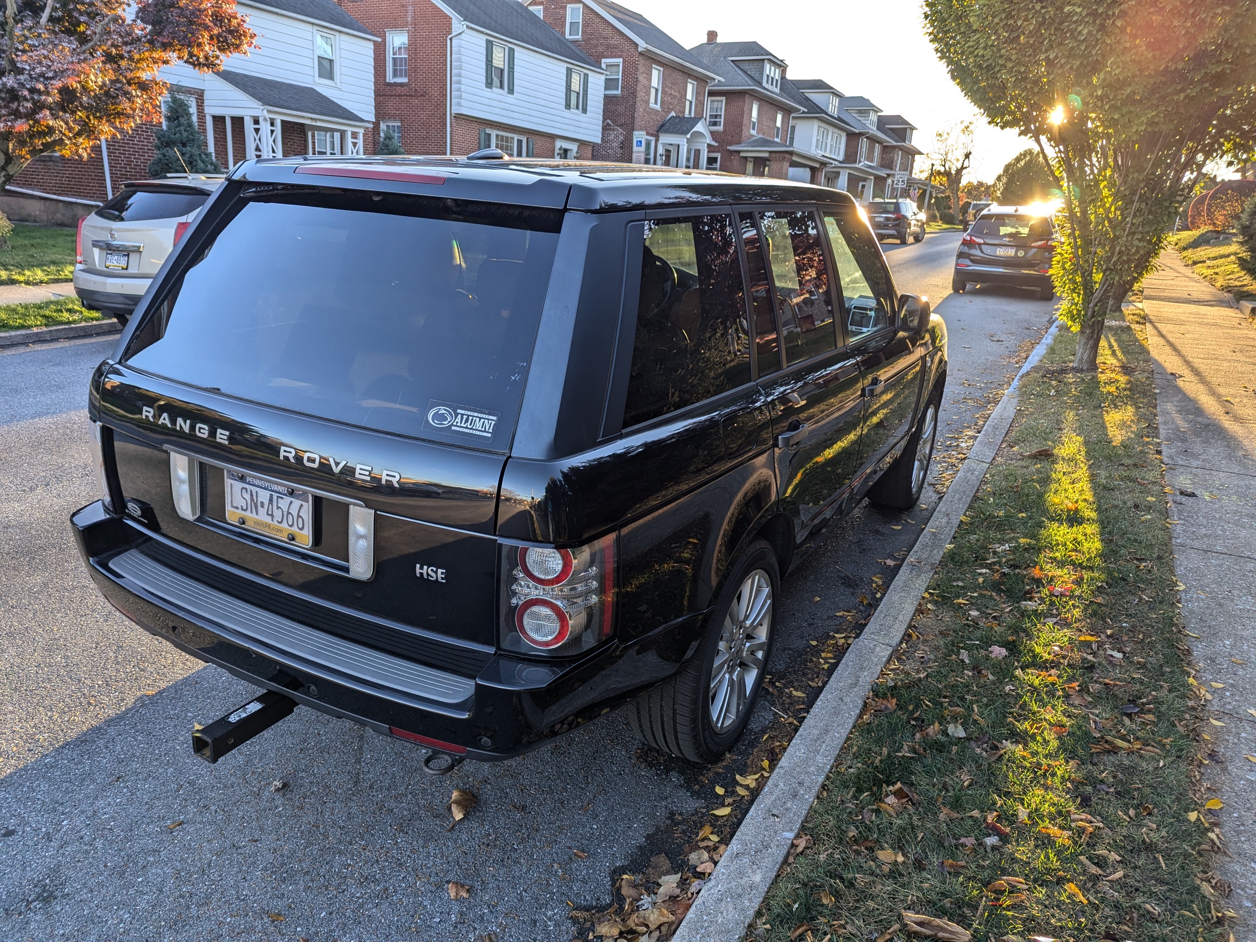 Used 2010 Land Rover Range Rover HSE LUX AWD/4WD image 5