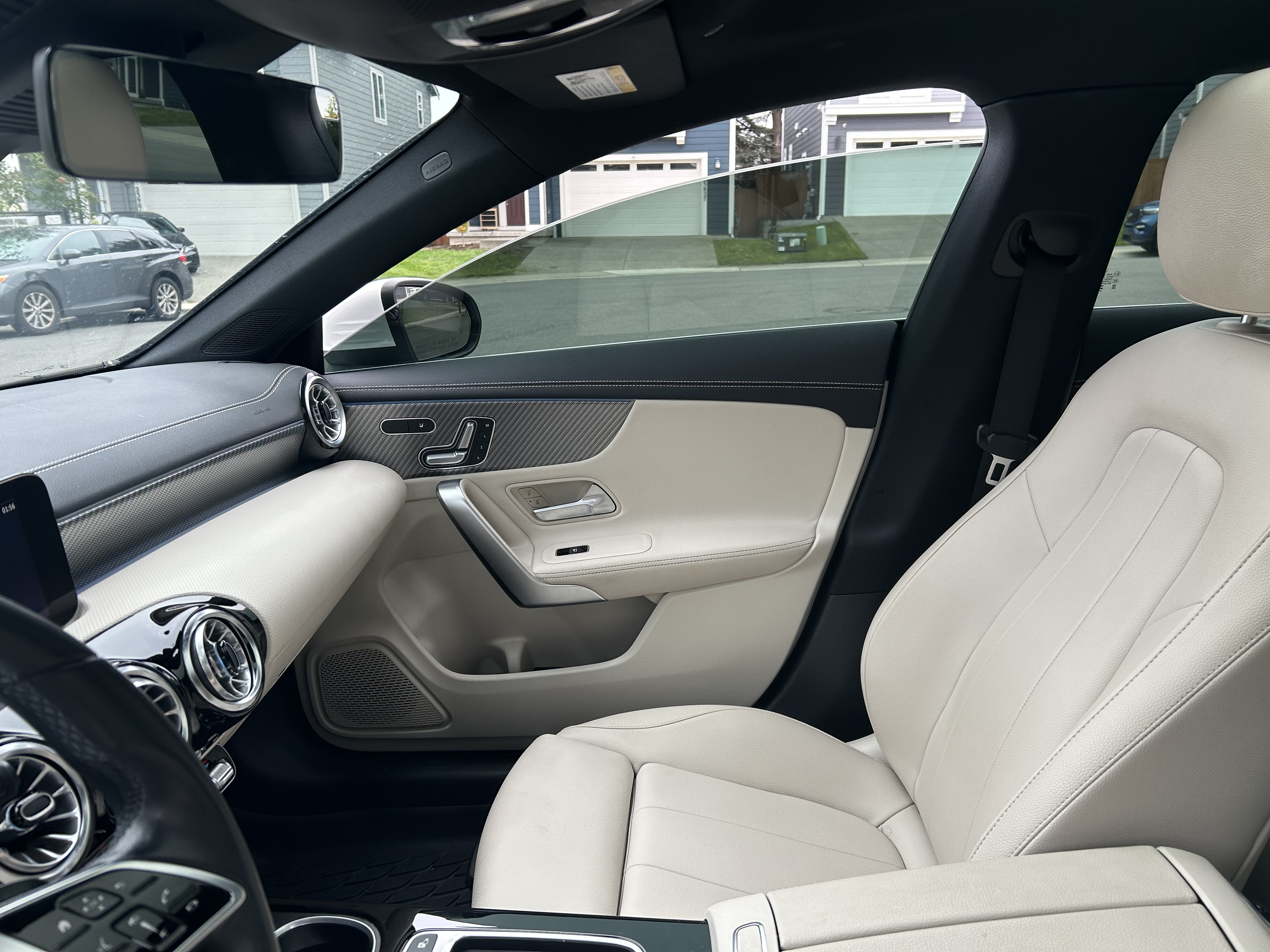 Used 2024 Mercedes-Benz CLA 250 4MATIC image 19