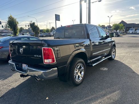 Used 2016 RAM 1500 Laramie w/ Convenience Group image 8