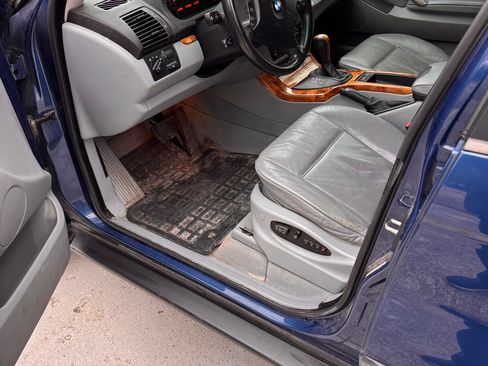 Used 2003 BMW X5 3.0i image 12