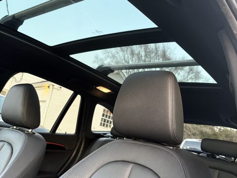 Used 2017 BMW X1 xDrive28i image 5