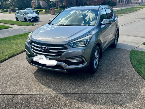 Used 2018 Hyundai Santa Fe Sport w/ 2.4L Value Package 02 FWD image 4