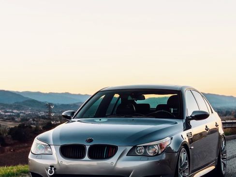 Used 2006 BMW M5 image 9
