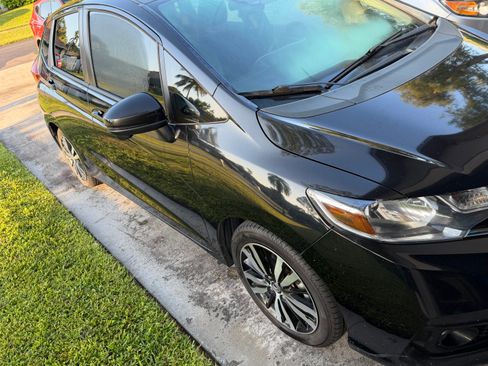 Used 2020 Honda Fit EX image 17