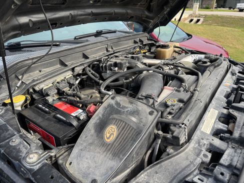 Used 2013 Ford F250 Platinum w/ FX4 Off Road Pkg image 10