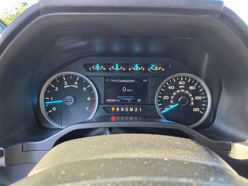 Used 2016 Ford F150 XLT w/ Equipment Group 302A Luxury image 21