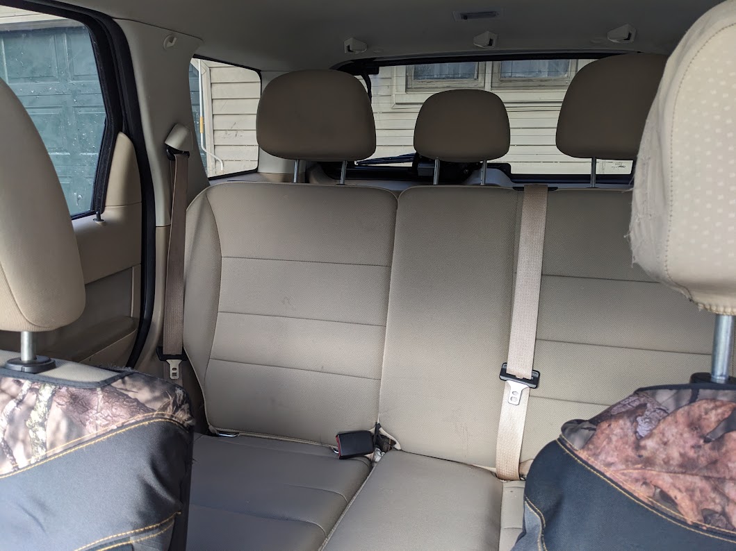 Used 2011 Ford Escape XLT w/ 201A Rapid Spec Order Code FWD image 4