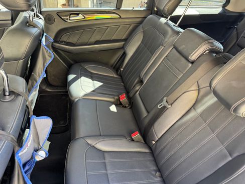 Used 2016 Mercedes-Benz GL 450 4MATIC image 5