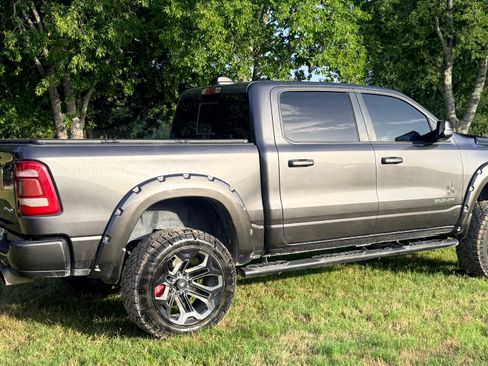 Used 2021 RAM 1500 Big Horn AWD/4WD image 1