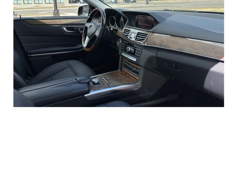 Used 2014 Mercedes-Benz E 350 4MATIC Sedan image 5