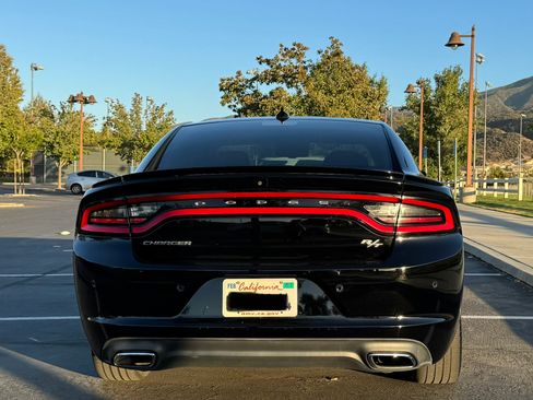Used 2015 Dodge Charger R/T w/ Premium Group RWD image 5