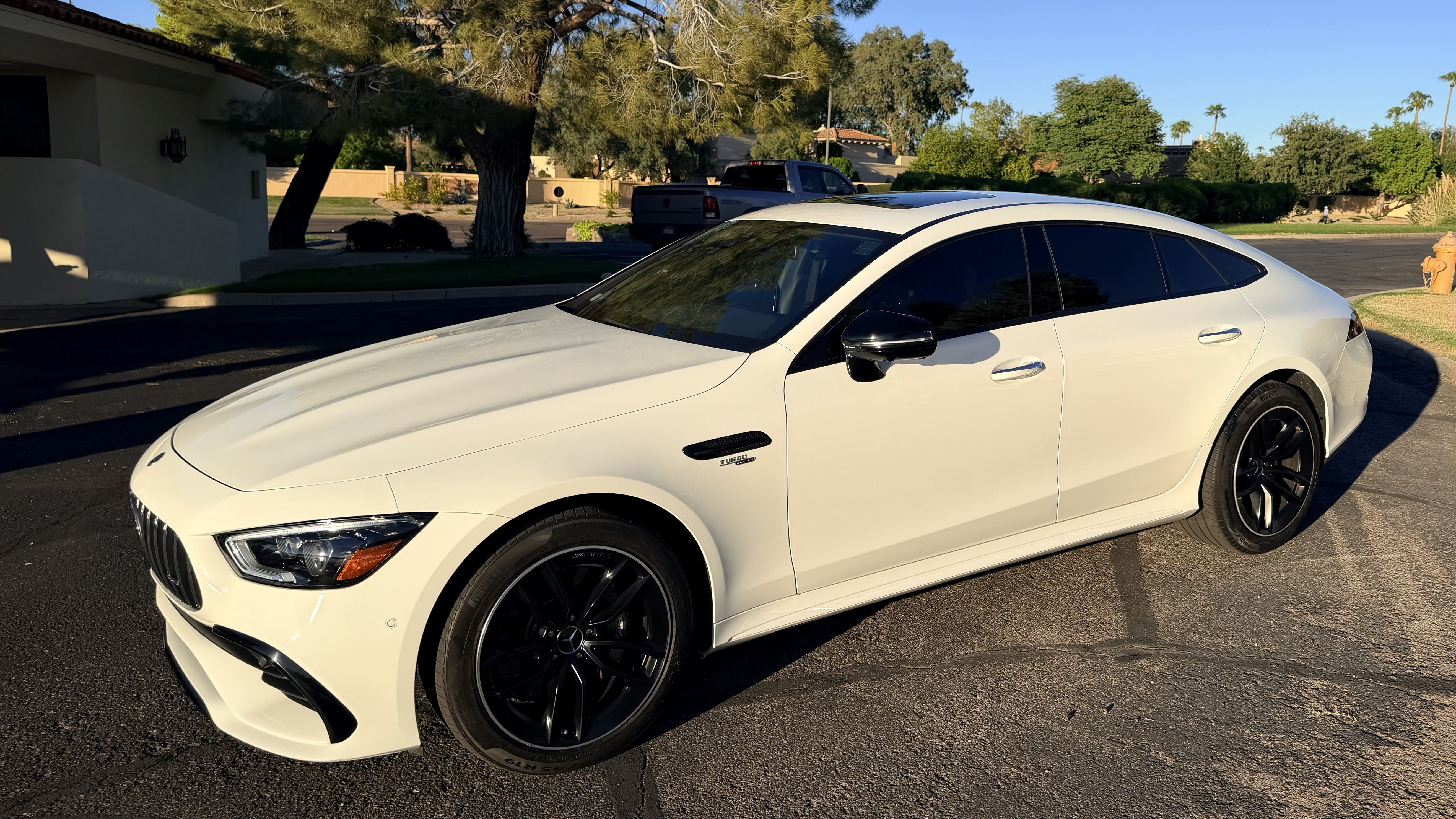 Used 2022 Mercedes-Benz AMG GT 43 image 2