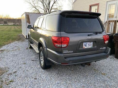 Used 2005 Toyota Sequoia Limited AWD/4WD image 6