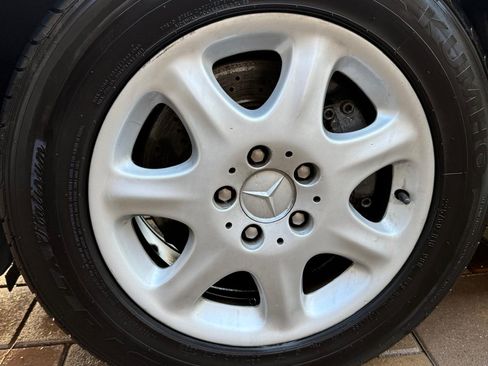 Used 2000 Mercedes-Benz S 500 image 9