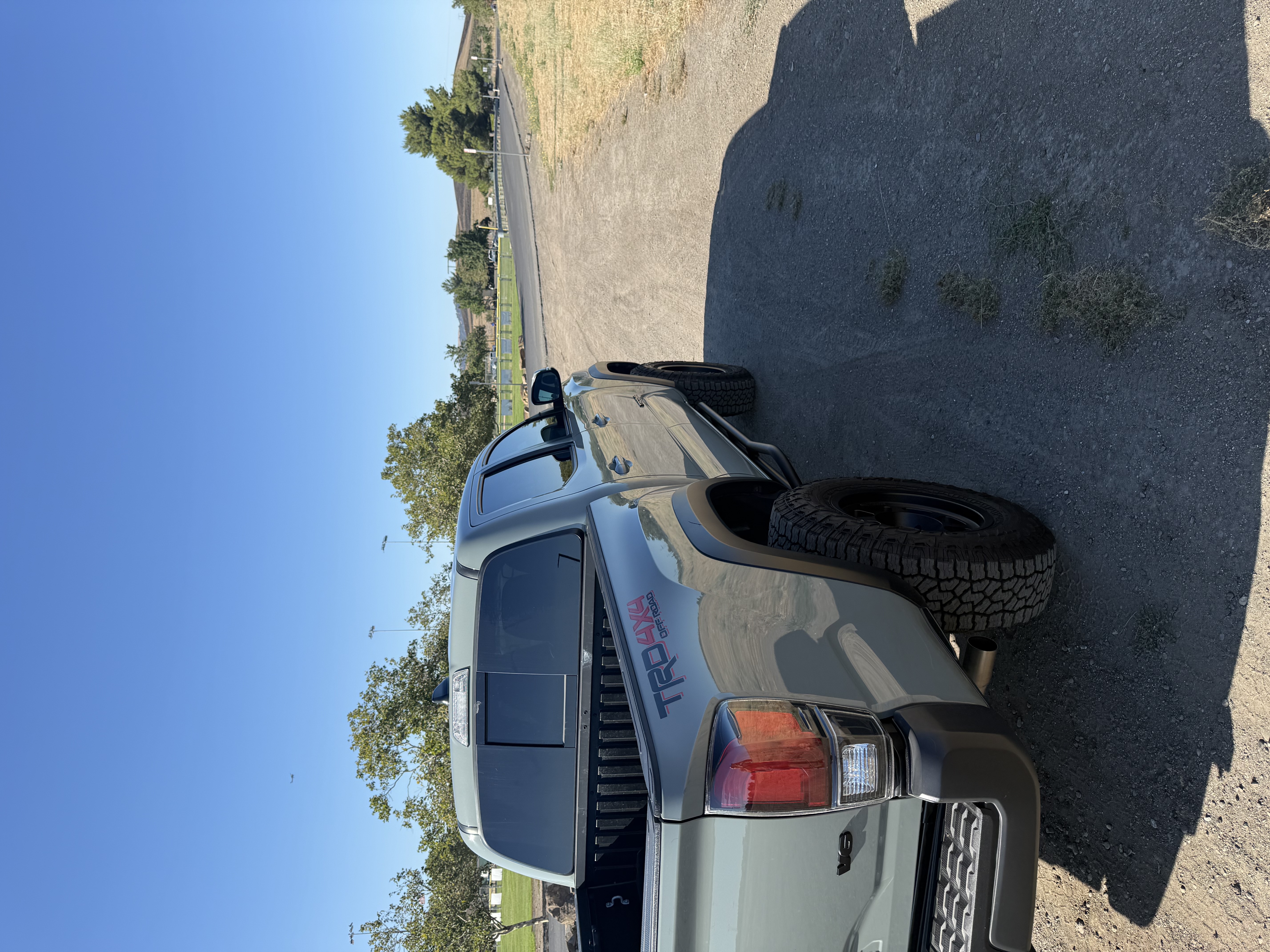 Used 2023 Toyota Tacoma TRD Off-Road AWD/4WD image 10