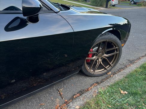 Used 2010 Dodge Challenger SRT8 w/ SRT Option Group II image 16