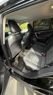 Used 2022 Toyota RAV4 XLE Premium FWD image 13
