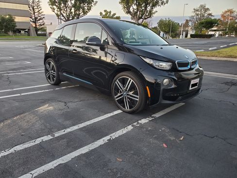 Used 2017 BMW i3 Range Extender Hatchback 4D image 10