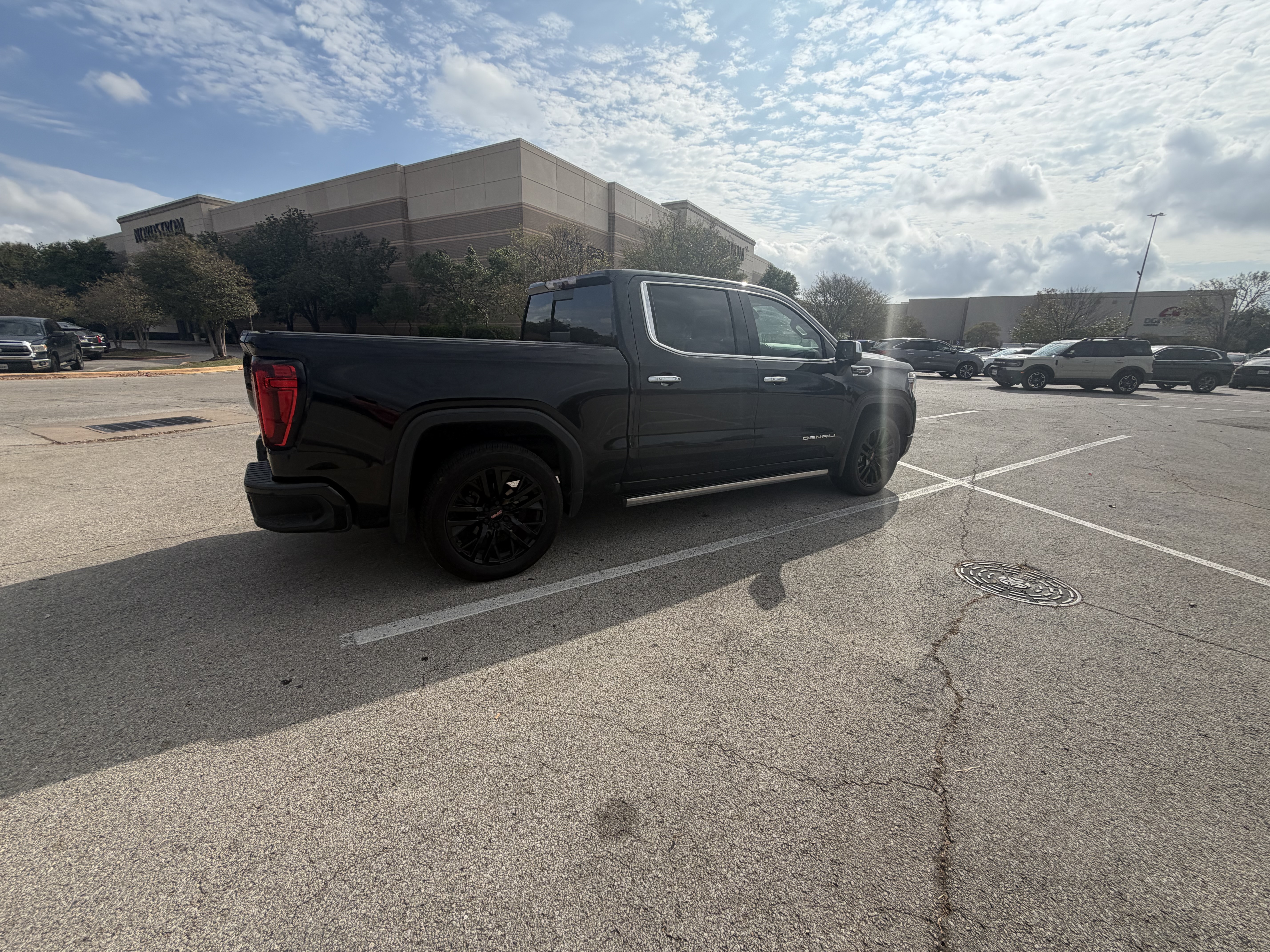 Used 2020 GMC Sierra 1500 Denali w/ Denali Ultimate Package AWD/4WD image 6