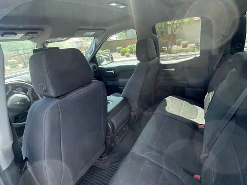 Used 2019 Chevrolet Silverado 1500 Custom Trail Boss w/ Custom Convenience Package AWD/4WD image 16