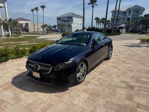 Used 2018 Mercedes-Benz E 400 4MATIC Coupe image 5