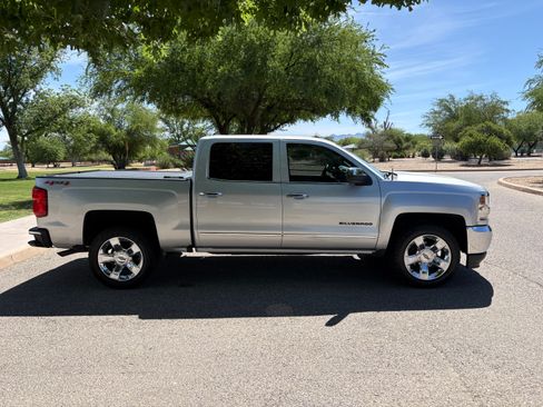 Used 2017 Chevrolet Silverado 1500 LTZ w/ Texas Edition AWD/4WD image 5