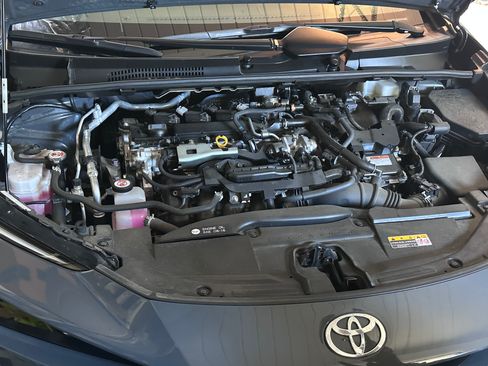 Used 2023 Toyota Prius XLE AWD/4WD image 21