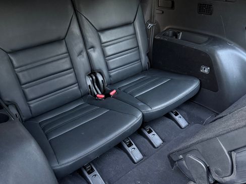 Used 2017 Kia Sorento SX image 12