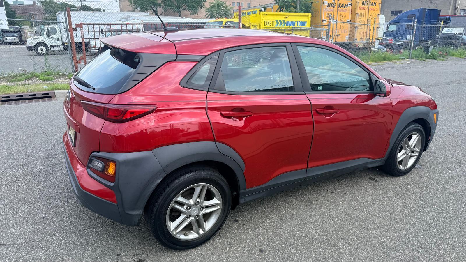 Used 2018 Hyundai Kona SE FWD image 5