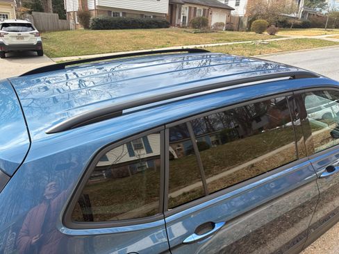 Used 2019 Volkswagen Tiguan S w/ Driver Assistance Package image 10