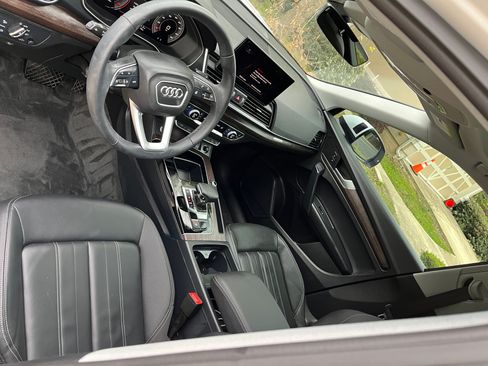 Used 2025 Audi Q5 2.0T Premium image 15
