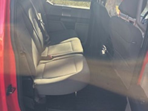 Used 2017 Ford F150 XLT w/ Equipment Group 302A Luxury image 9