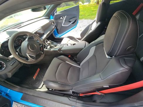 Used 2023 Chevrolet Camaro SS image 9