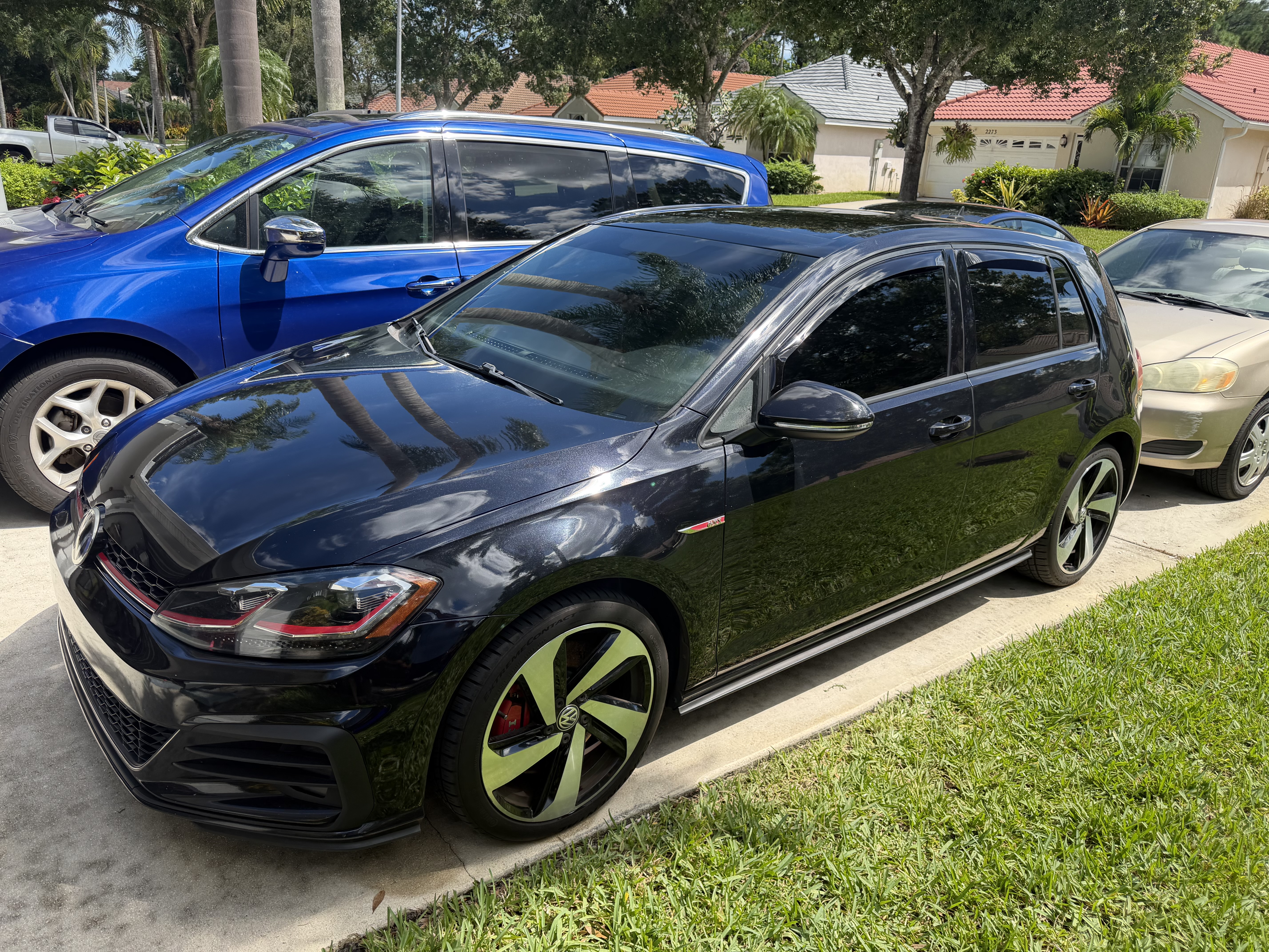 Used 2019 Volkswagen GTI SE w/ SE Experience Package FWD image 1